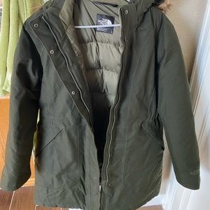 The North Face Winter Coat (L)